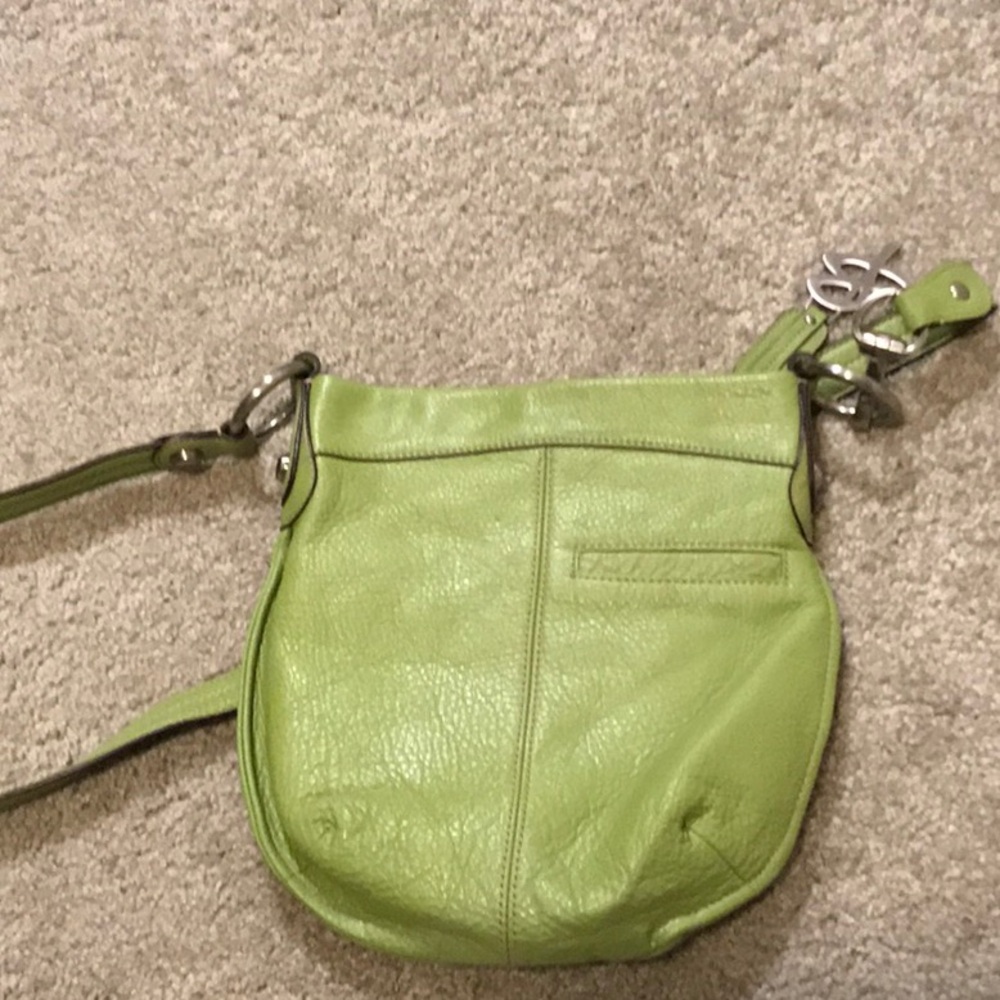 Like new B Makowky shoulder cross body bag purse - lime green - Picture 4 of 8